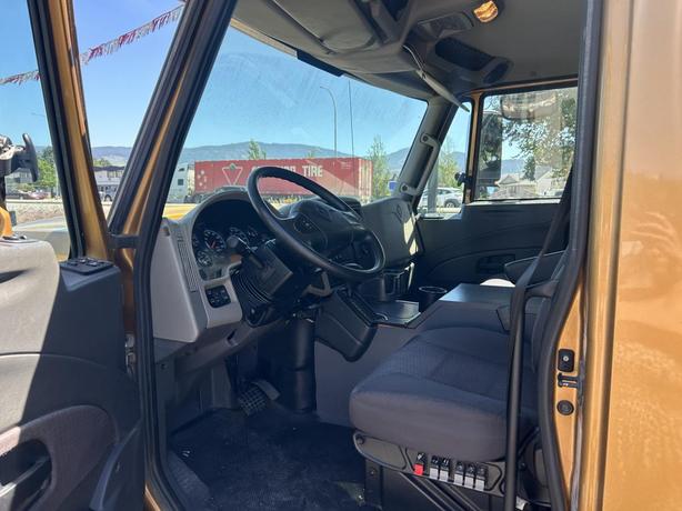 2014 International TerraStar MAXXFORCE7 GOLD EXTERIOR, GREY FABRIC SE clearance image 5