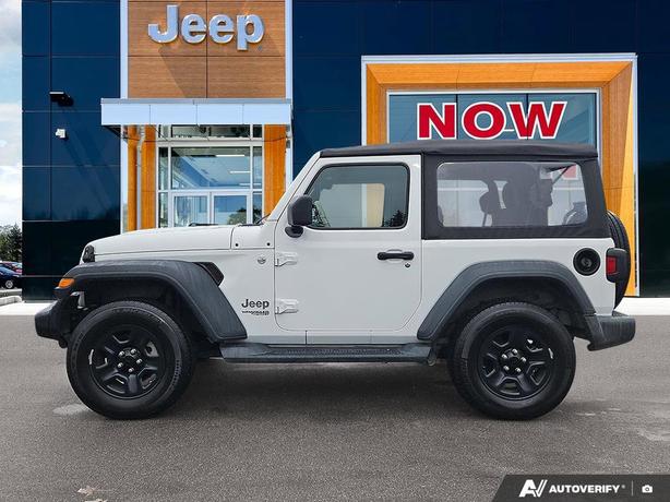 2019 Jeep Wrangler Sport 4x4 | No Reported Accidents! image 3