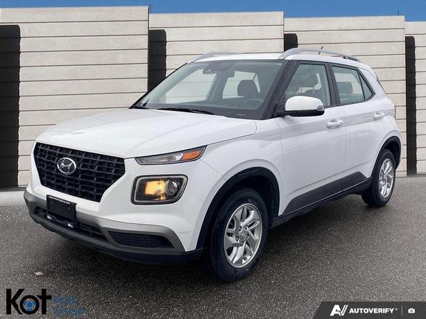 2023 Hyundai Venue Preferred BLUETOOTH APPLE CARPLAY! HEATED SEATS! image 1