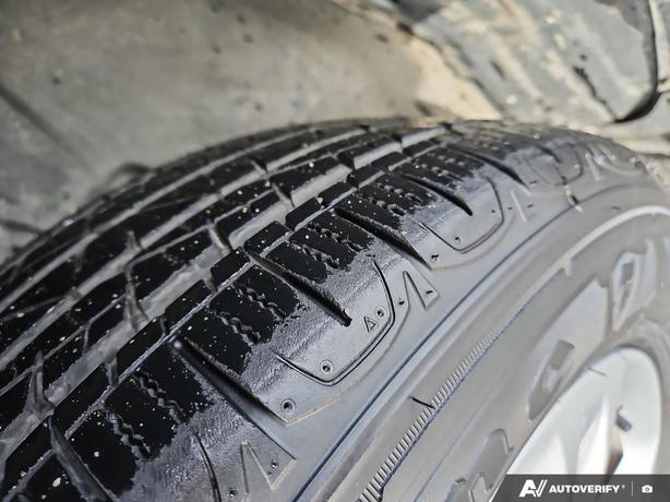 2024 Jeep Compass Sport 4x4 | Heated Seats! image 7