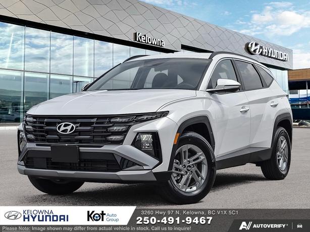 2026 Hyundai Tucson Preferred 8 INCH SCREEN! APPLE CARPLAY! BLUETOOTH! USB CHARG image 1