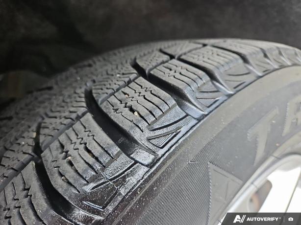 2024 Chrysler Grand Caravan SXT 2WD | Keyless Start | Bluetooth Connectivity | L image 7