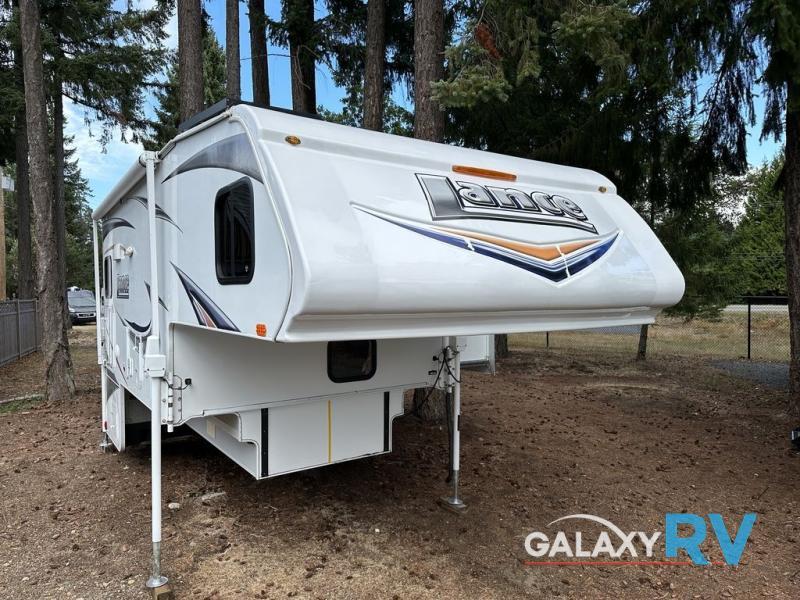 Used 2012 Lance 1181 display photo