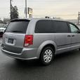 2017 Dodge Grand Caravan FWD- BC Local, Leather Shift Knob & Dual Zone A/C thumbnail image 6