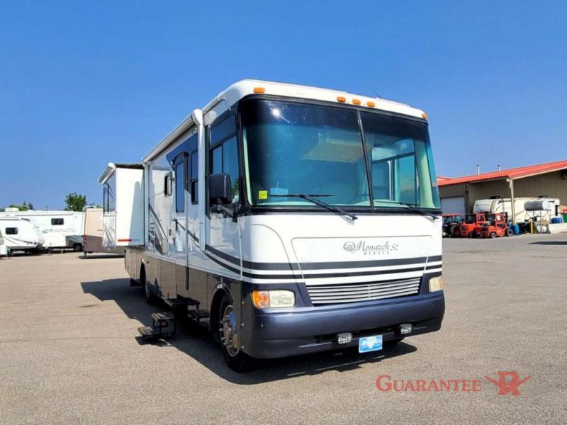 Used 2004 Monaco Monarch SE 34PBD display photo