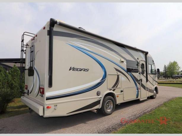 Used 2017 Thor Motor Coach Vegas 25.3 image 6