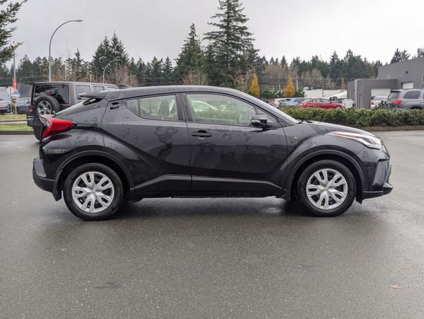 2022 Toyota C-HR LE - Bluetooth, Backup Camera, Dual-Zone A/C image 5