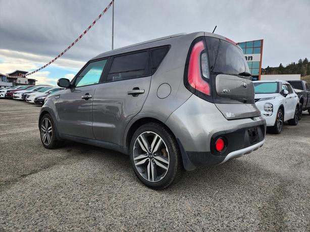 2018 Kia Soul EX image 4