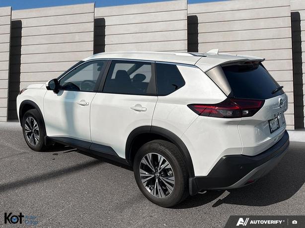 2023 Nissan Rogue Sv Moonroof ! ONE OWNER! NO ACCIDENTS! BLINDSPOT! SUNROOF! cle image 4