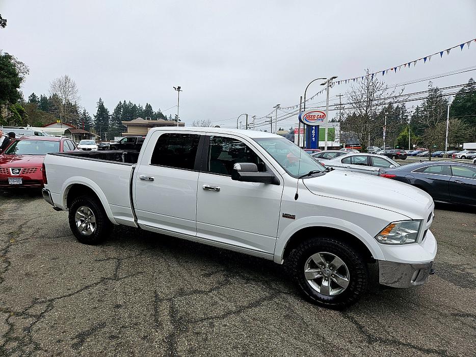 2014 Ram  1500 SLT display photo