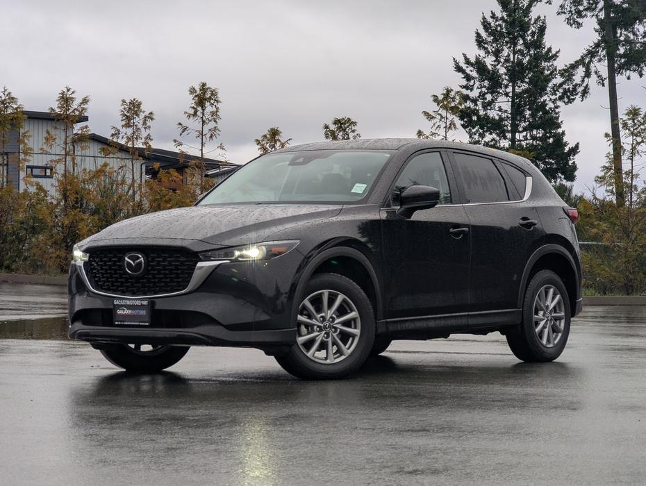 2025 Mazda CX-5 GS - No Accidents, Heated Seats, AWD display photo