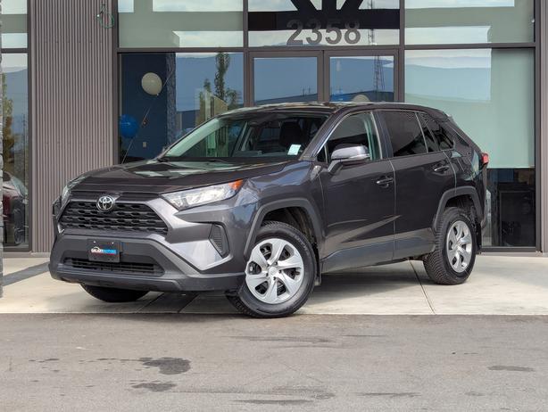 2023 Toyota RAV4 LE - No Accidents, Heated Seats, AWD image 1