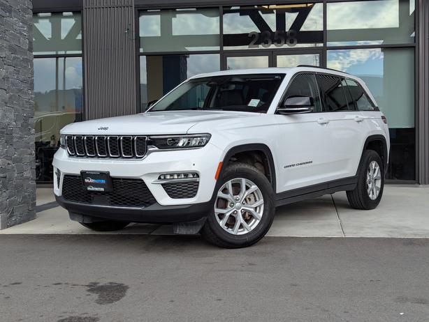 2023 Jeep Grand Cherokee Limited - No Accidents, 4x4, Leather, Heated Seats image 1