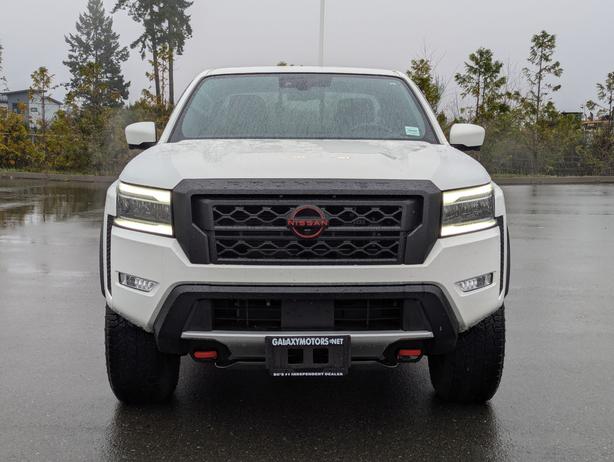 2023 Nissan Frontier Pro-4X - 3.8L V6, Crew Cab, Short Box, 4x4 image 3