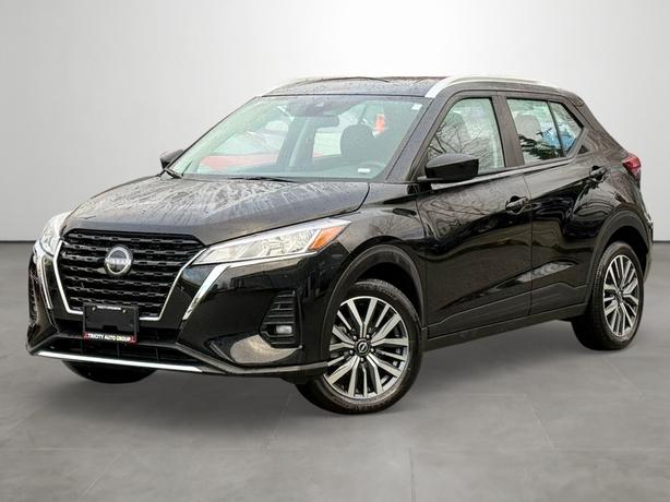 2025 Nissan Kicks Play SV FWD image 1