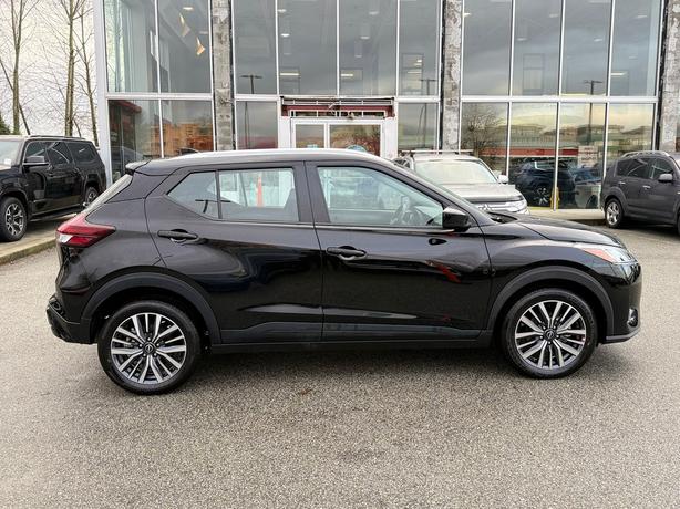 2025 Nissan Kicks Play SV FWD image 5