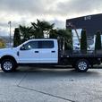 2020 Ford F-350 XLT 4X4 9-Foot Flat Deck Truck thumbnail image 6