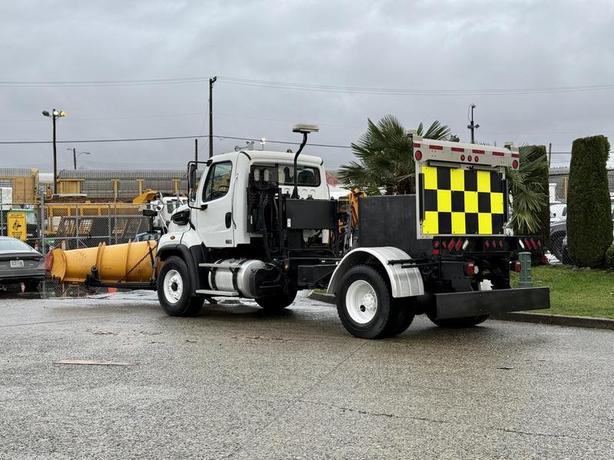 2016 Freightliner 108SD Viking Snow Plow Truck with 11-Foot Front Plow and 11-Fo image 7