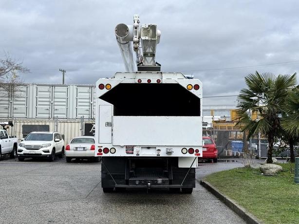 2015 Freightliner M2 106 Cummins Altec Bucket Truck with 10-Foot Dump Box image 8