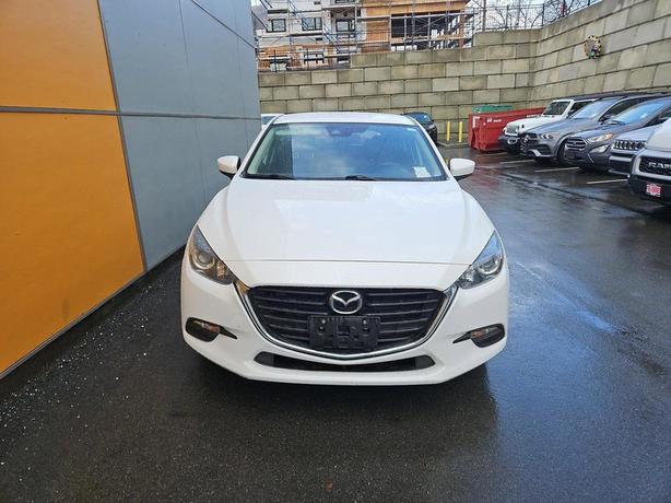 2017 Mazda3 GS | Backup Camera | Heated Seats! image 2