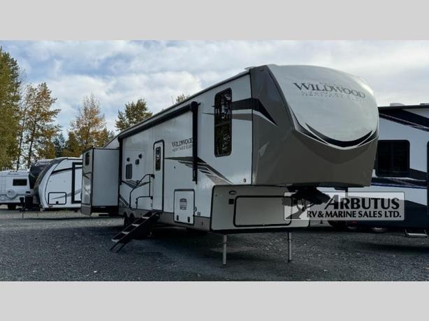 Used 2023 Forest River RV Wildwood Heritage Glen 356QB image 1