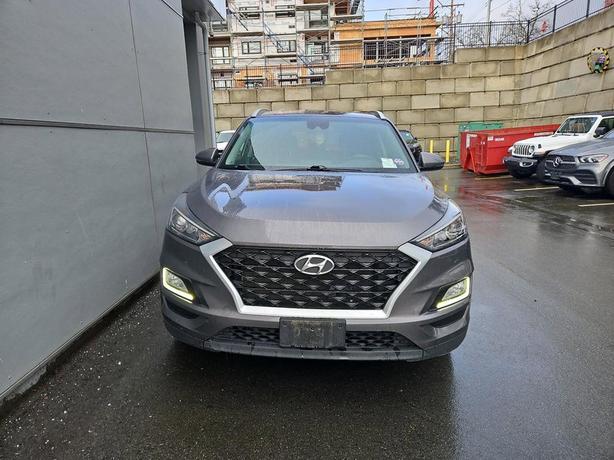 2020 Hyundai Tucson Preferred | Heated Seats | No Accidents! image 2