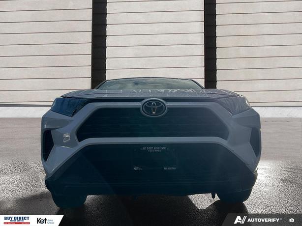 2022 Toyota RAV4 LE AUTO, KEYLESS ENTRY, FABRIC SEATS- HEATED, BLUETOOTH WITH BA image 2