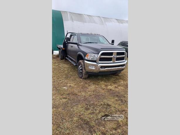 Used 2017 DODGE image 1