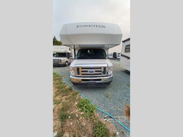 Used 2024 Forest River RV Forester LE 2351LE Ford image 2