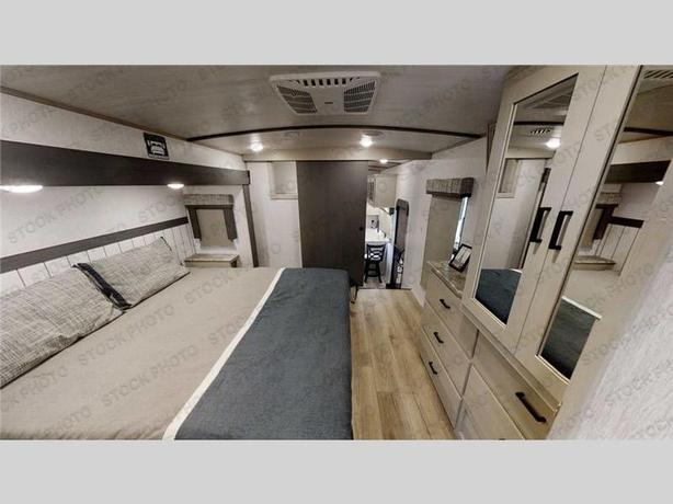 Used 2023 Forest River RV Wildwood Heritage Glen Elite Series 36FL image 6