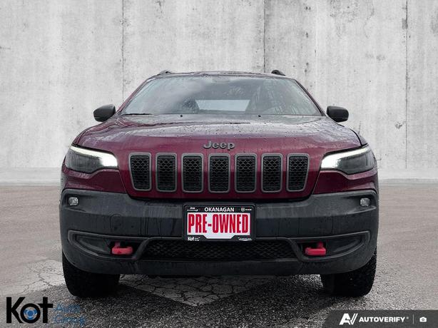 2019 Jeep Cherokee Trailhawk | Loaded! | Comfort & Convenience Package | Trailer image 2