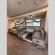 Used 2022 Coachmen RV Mirada 32LS thumbnail image 5