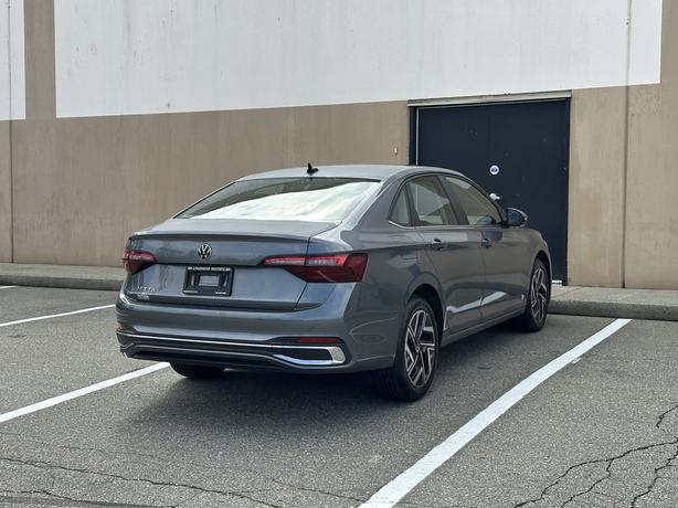 2022 Volkswagen Jetta image 6