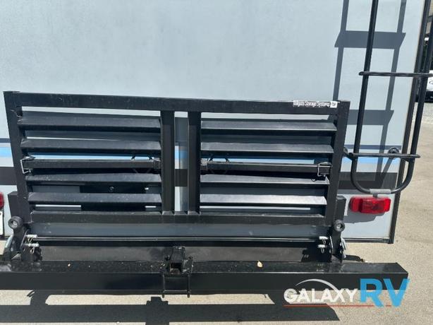 Used 2017 Forest River RV Surveyor 201RBS image 5