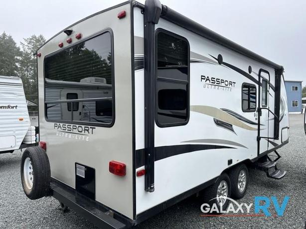Used 2019 Keystone RV Passport 234QBWE Express image 3