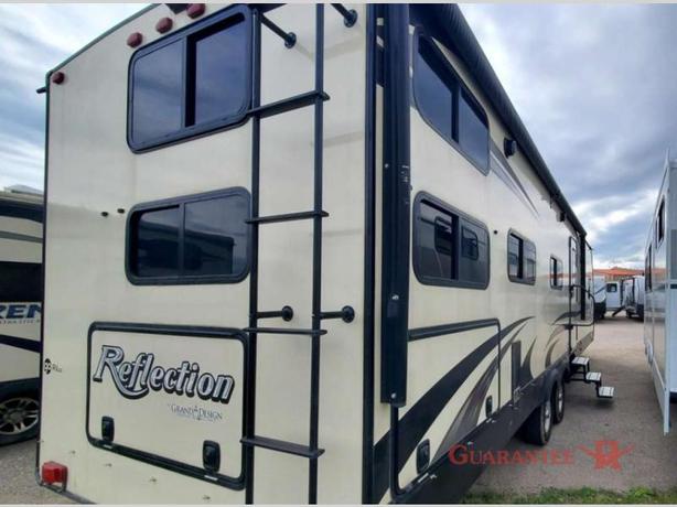 Used 2019 Grand Design Reflection 285BHTS image 4