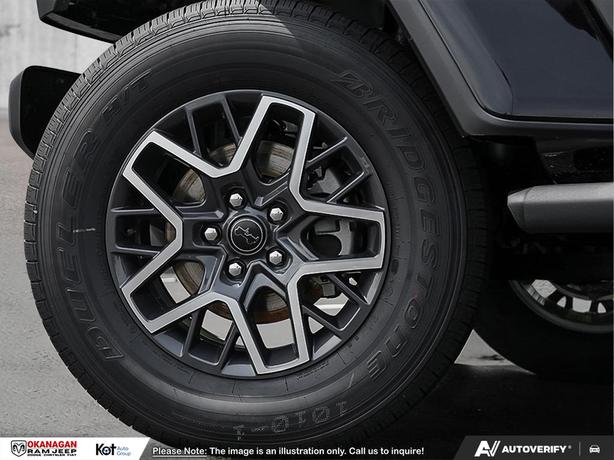 2025 Jeep Wrangler Sahara demo image 7