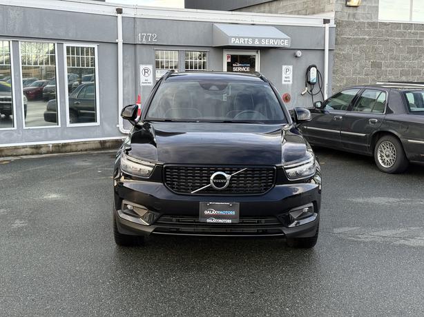 2021 Volvo XC40 R-DESIGN- BC Local, Power Moonroof & Low Km image 3