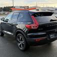 2021 Volvo XC40 R-DESIGN- BC Local, Power Moonroof & Low Km thumbnail image 8