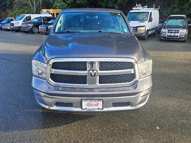 2014 Ram  1500 SLT image 3