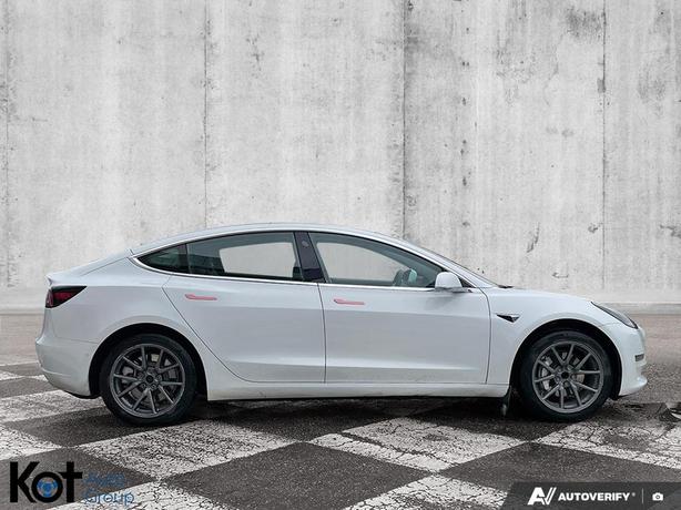 2019 Tesla Model 3 Standard Range | Heated Seats | Power Lift Tailgate | Keyless image 4