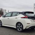 2022 Nissan LEAF SV Hatchback thumbnail image 4