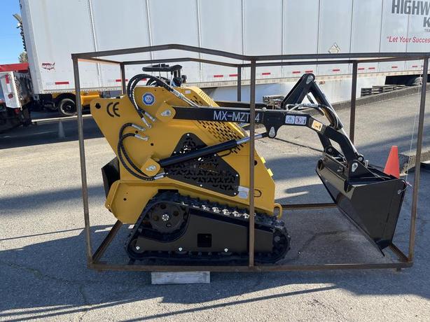 2025 AGT INDUSTRIAL MX-MZT14 RUBBER TRACK RIDE ON MINI SKID STEER (New) image 6