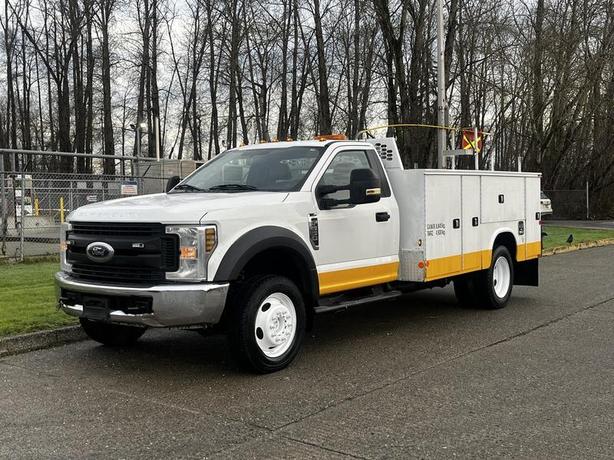2019 Ford F-550 Service Truck 4WD image 5