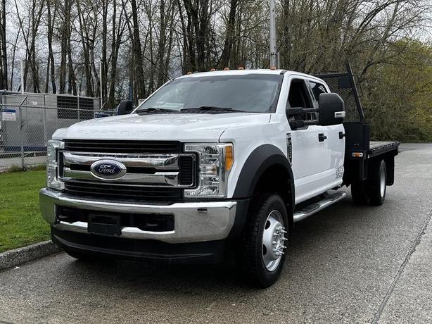 2017 Ford F-550 SuperCrew 12 Foot Flatdeck 4WD image 4
