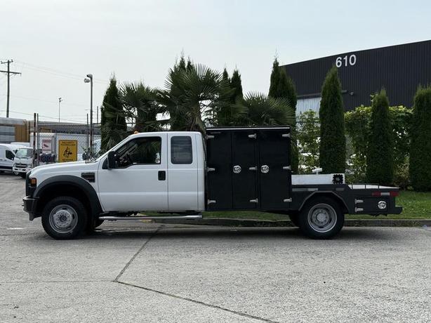 2008 Ford F-450 SD SuperCab Dually Diesel 11-Foot Flat Deck 2WD with Storage Com image 6