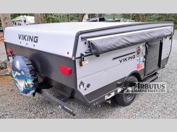 Used 2022 Viking LS Series 1706XLS image 2