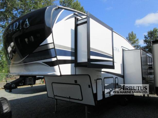 Used 2023 Keystone RV Arcadia Super Lite 293SLRD image 2