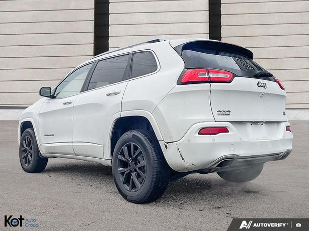 2016 Jeep Cherokee Overland image 4