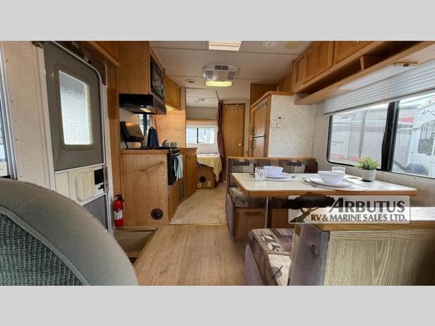 Used 2002 Travelaire M-250TC image 4